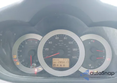 2007 Toyota Rav4 Limited z USA, uszkodzony, nr VIN JTMBD31V975078069